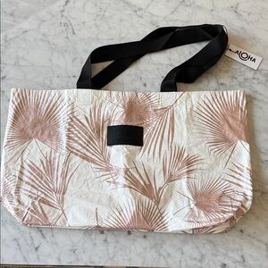 Aloha collection splash proof Holo Holo large tote NWT reversible.